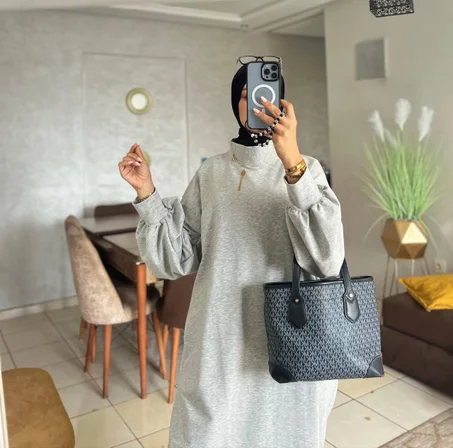 كسوة بحلة جديدة للمحتجبات والغير المحتجبات. للخروج والمناسبات