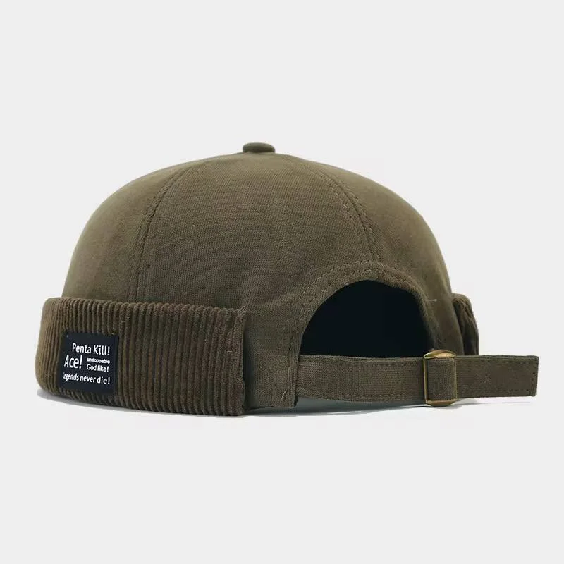 Lot exclusif de 4 casquettes rétro — 4 couleurs, 4 styles