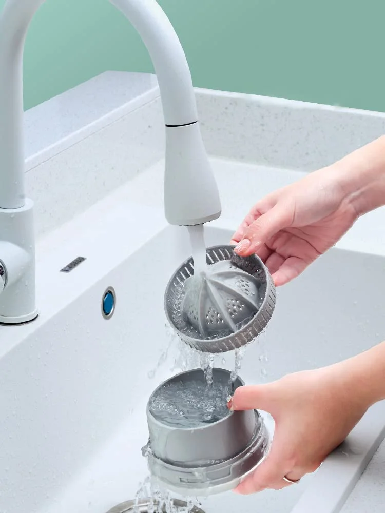 العصارة الكهربائية المحمولة