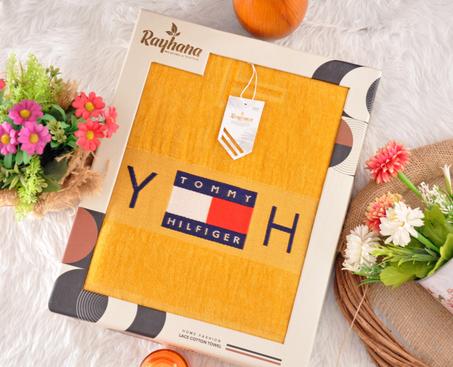 بشكير تومي الراقي – 100% قطن مصري فاخر – مقاس كبير 170×90 سم – وزن ثقيل 1200 جرام – جودة عالية