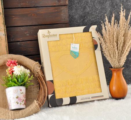 بشكير القلوب قطن مصري  (90×150 سم) – 1200 جرام، مغلفة بألوان مميزة، مثالية كهدية!