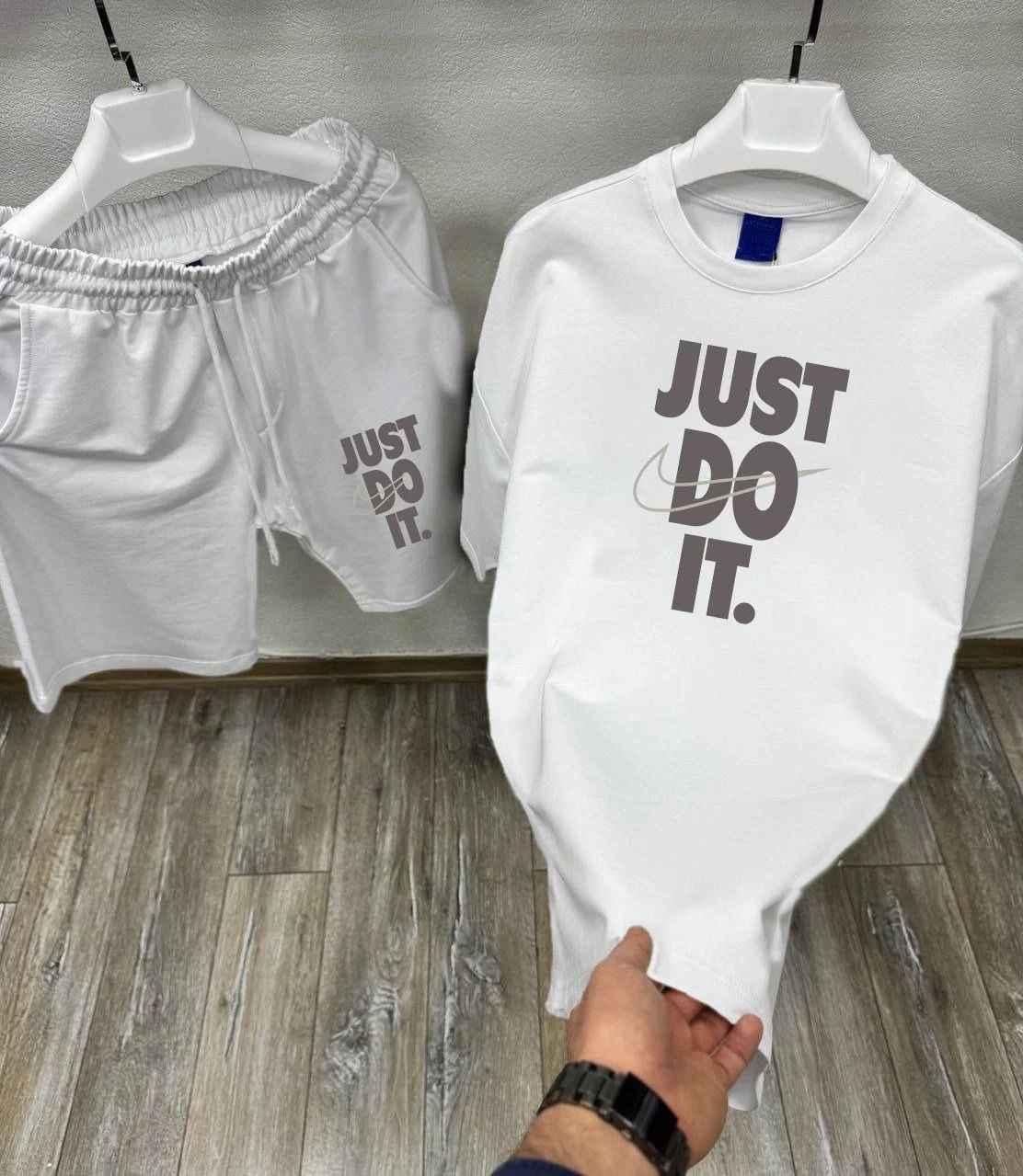 ENSEMBLE JUST DO IT.