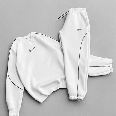 Nouveaux Ensemble Nike