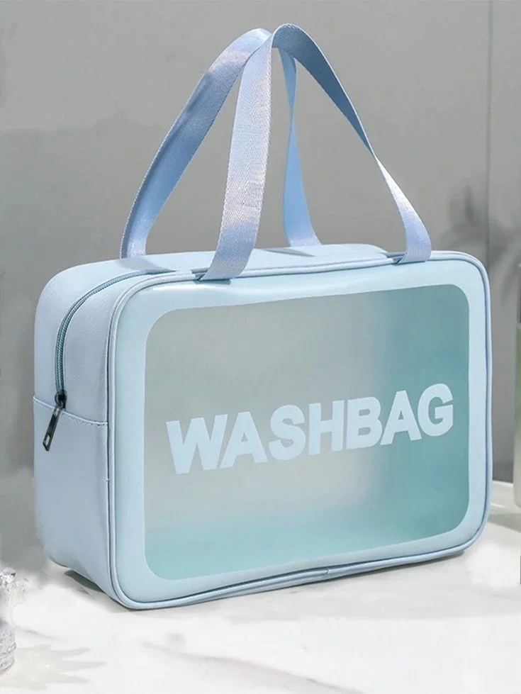 trousse de toilette      حقيبة التجميل