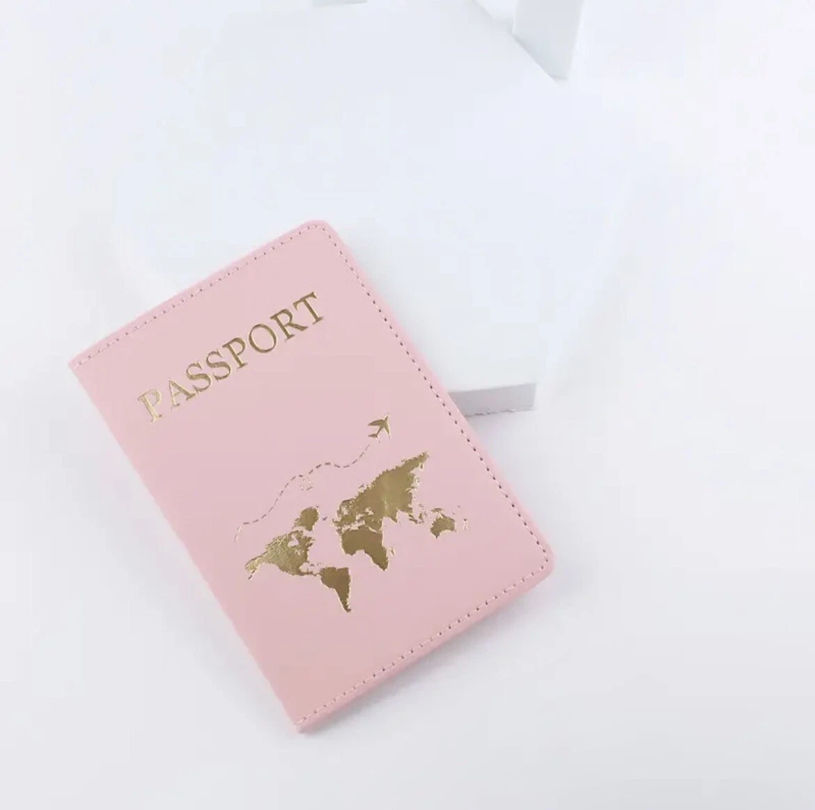 couvert passeport                    غلاف جواز السفر