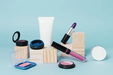 عطور و مواد  تجميل