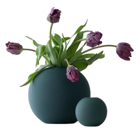 مزهرية ديكور أنيقة للمنازل العصرية – لمسة فنية تضيف جمالاً لأي مكان