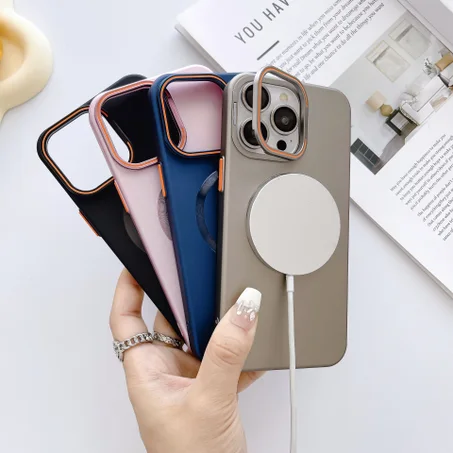 Coque Magnétique mate avec support et lens