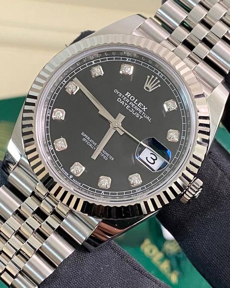 montre de luxe de la marque rolex noir