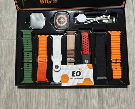 SMART WATCH + 7 BRACLET