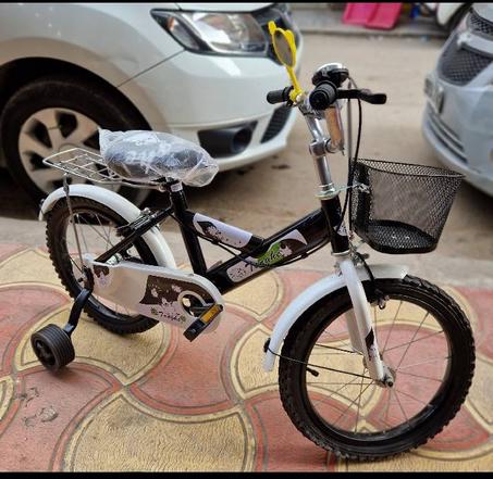 دراجة هوائية  للاطفال الذكور  من سن  5 سنوات الى 11 سنة