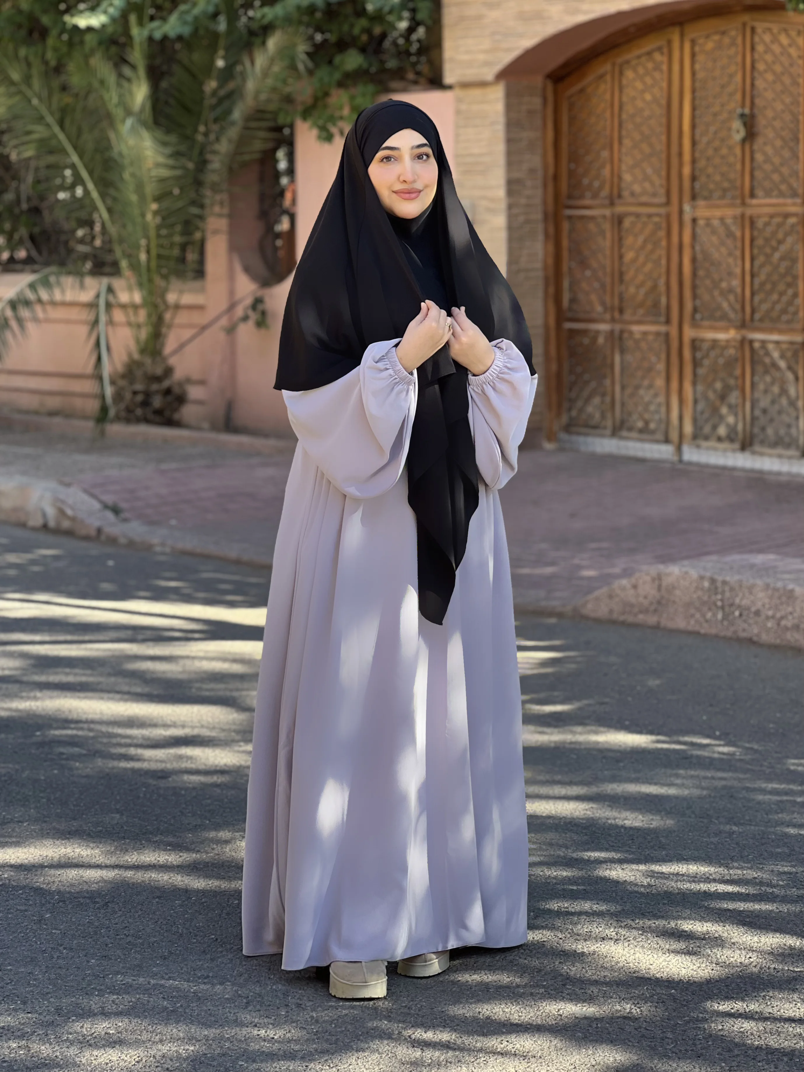 طقم أروى (الأسود مع الرمادي)