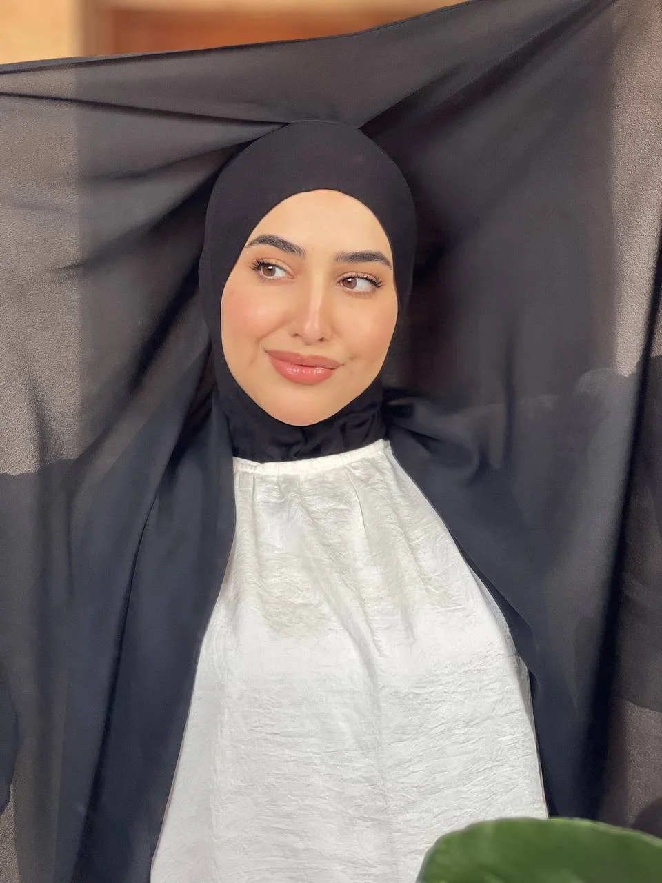 حجاب بالبوني (أسود)