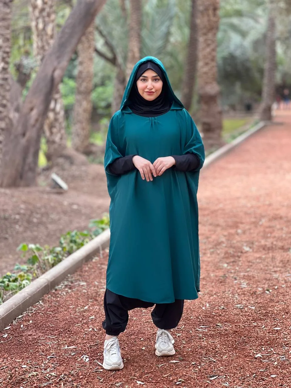 طقم الرياضي اخضر بترولي