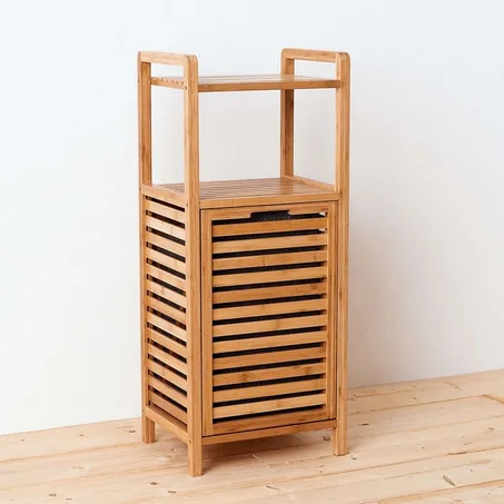 طاولة المنشفة وسلة القمامة