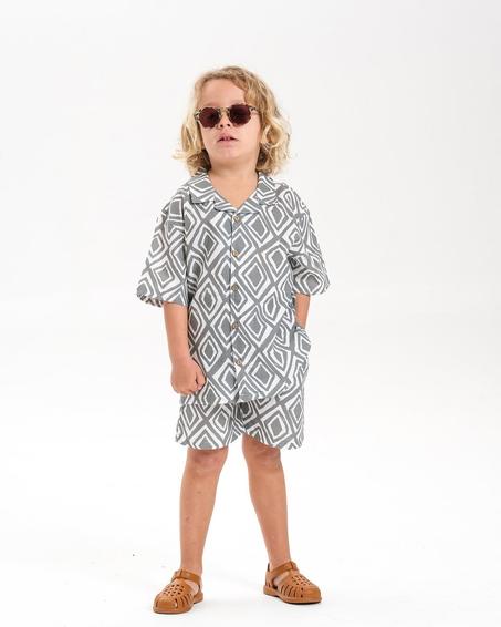 طقم للأطفال الصغار موضة الصيف