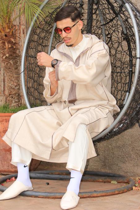 🌟 جلابة تويد - قطعة تجمع بين الدفء والأناقة! 🌟