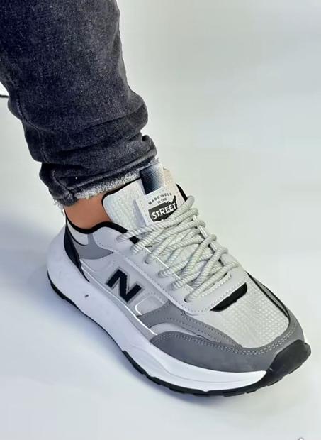 ملابس و احدية