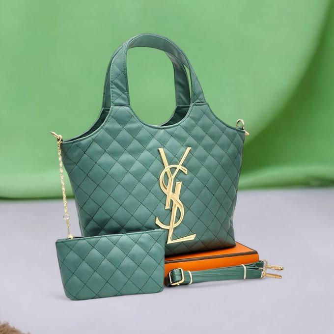 stores/4e12845ff2c95af2901e02b0c3722b5a/products/nOVcsJ11vdMeA2KRKRN9kWnPbNYfc9FxWHiWXot6.jpg