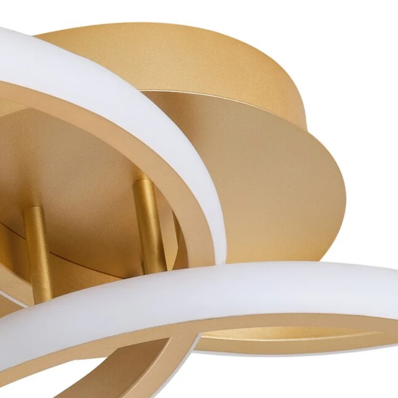 Plafonnier Design 3 Anneaux Dorés – Éclairage Chic & Tendance