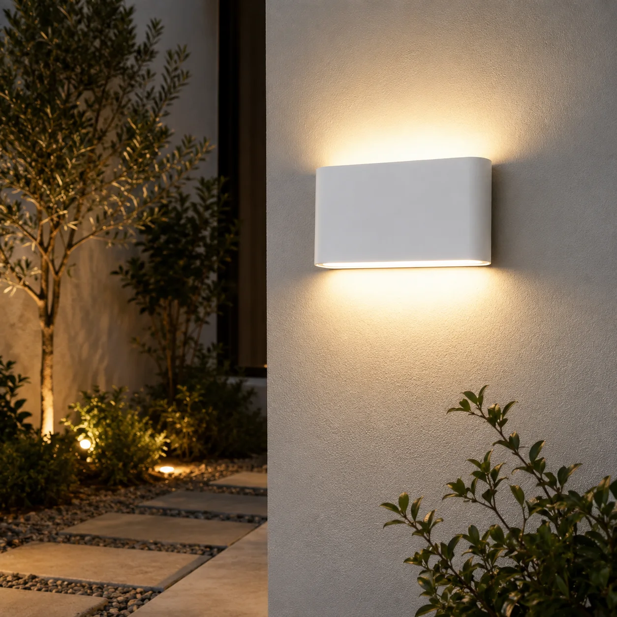 Applique Murale LED IP65 – Élégance et Performance pour l'Extérieur