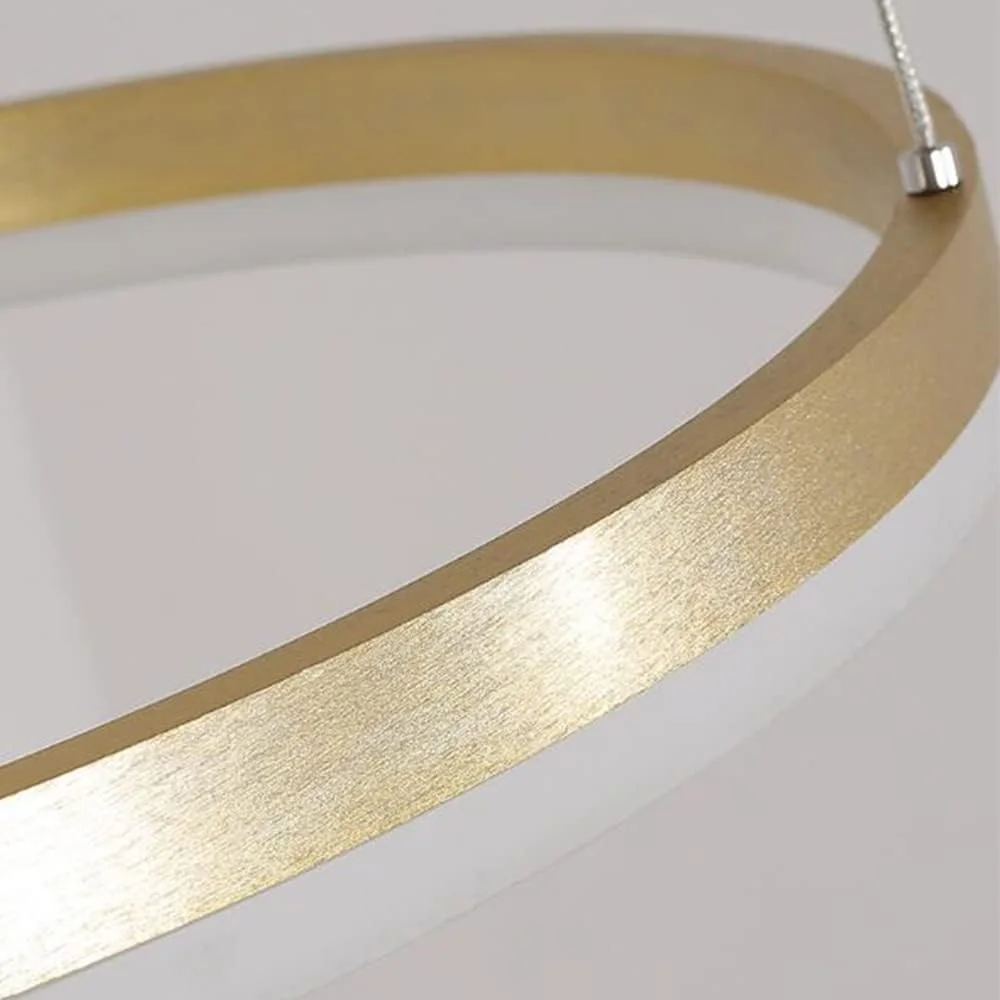 Plafonnier 4 Anneaux Entrelacés Dorés – Éclairage Puissant Salon