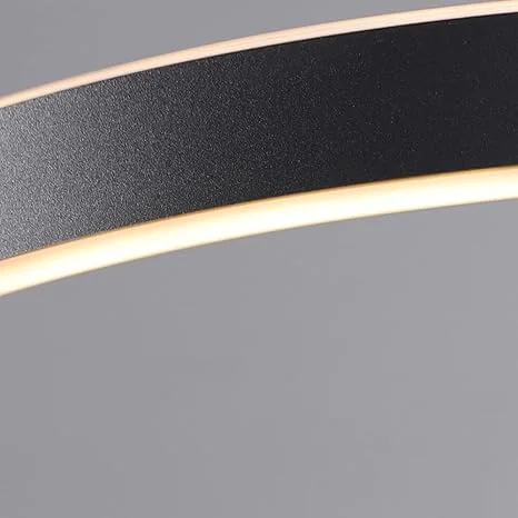 luminaire LED en anneaux modernes