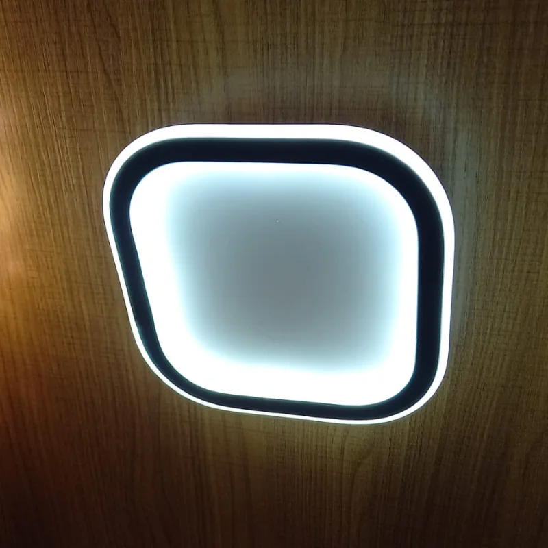 Plafonnier  Minimaliste en Fer (Noir/Blanc) – 3 Ambiances Lumineuses