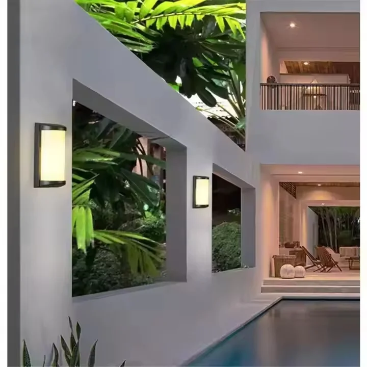 Applique Extérieure Rectangulaire (20W) – Design Moderne pour Entrée