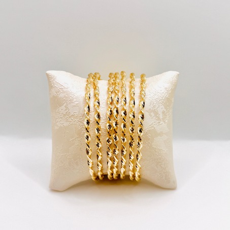 Bracelet chic en or rose Élégance intemporelle - سوار أنيق مطلي بالذهب الوردي جمال وفخامة