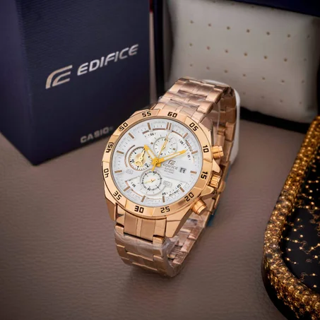 MONTRE CASIO EFR-556