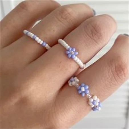 3 bague  blanc et mauve
