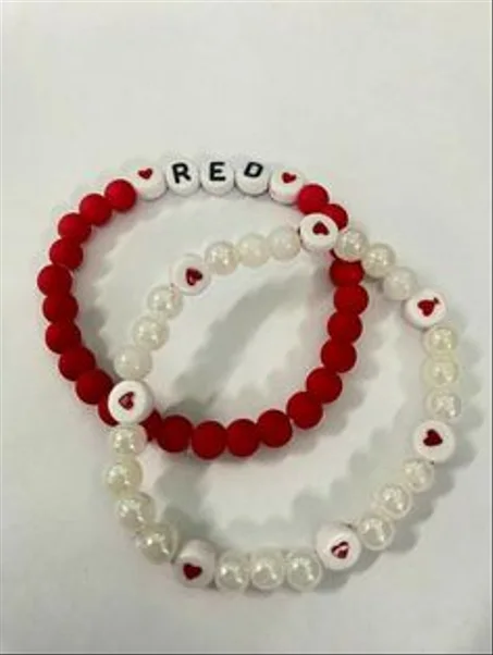 bracelet rouge amour