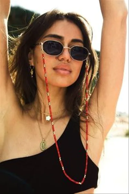 chaine de lunitte rouge