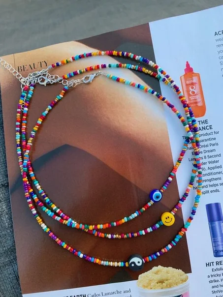 collier multicouleur