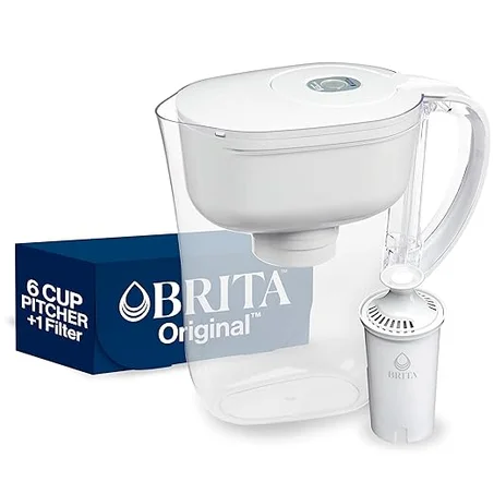Brita Metro - Jarra de filtro de agua con indicador de cambio SmartLight, sin BPA, reemplaza 1,800 botellas de agua de plástico al año, dura dos meses, incluye 1 filtro, tamaño pequeño, capac