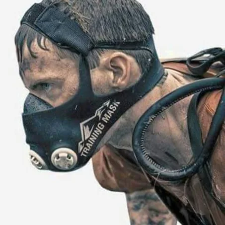 قناع التنفس training mask