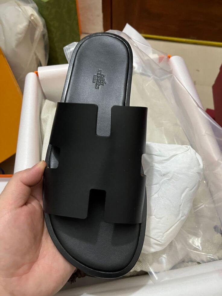 Nouvelle collection Old Money Hermes sandal