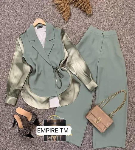 Robe "EMPIRE" Onyx