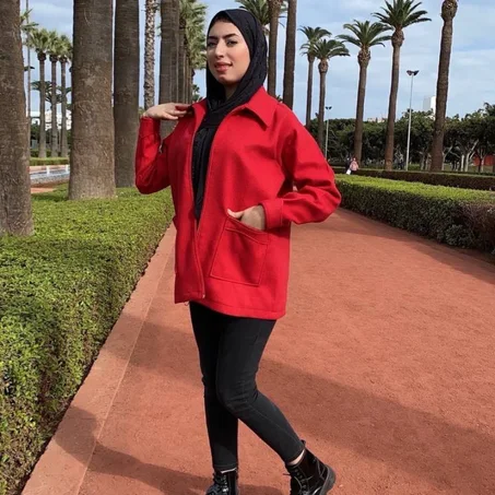 سترة أنيقة مع بطانة من الكشمير للنساء