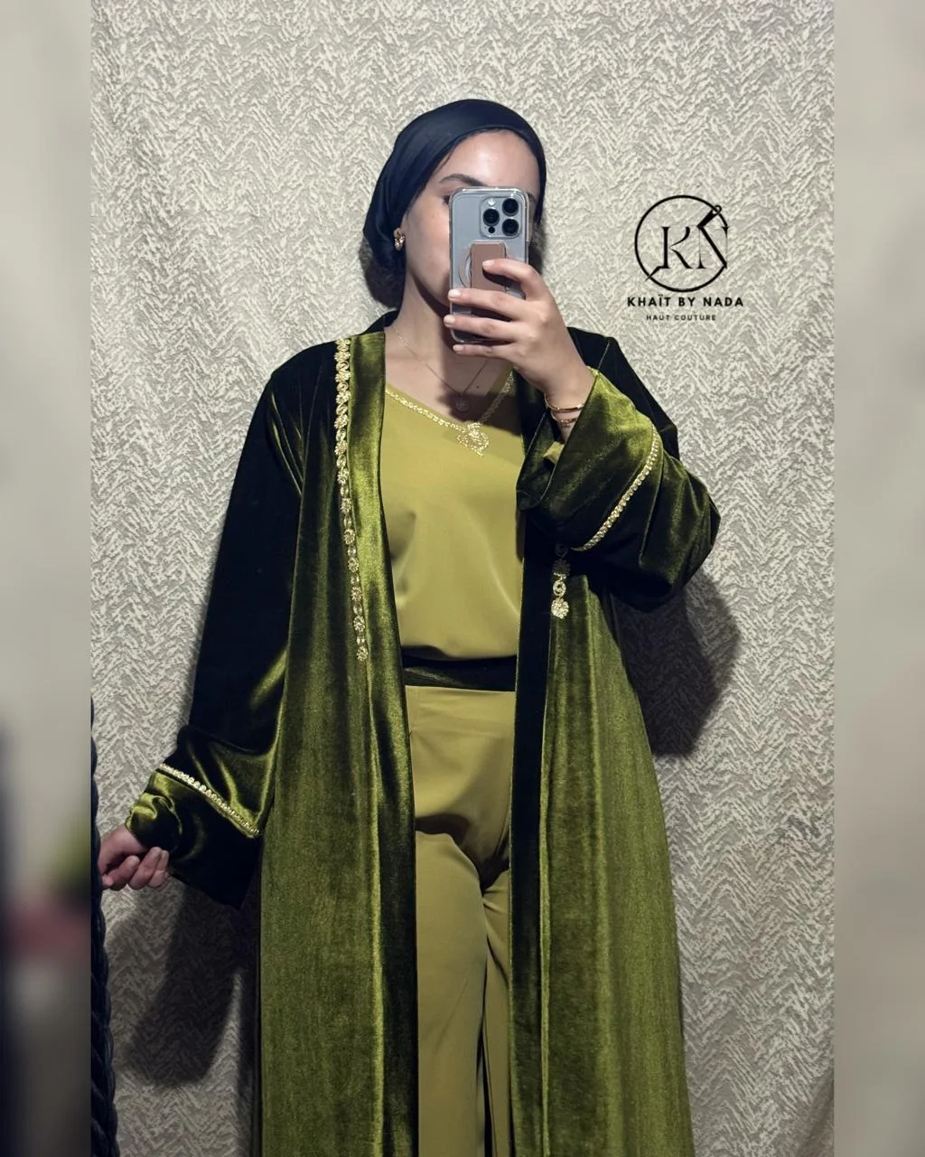 Nuit Élégante- Jabadour Chic avec Kimono Fluide | Khaït