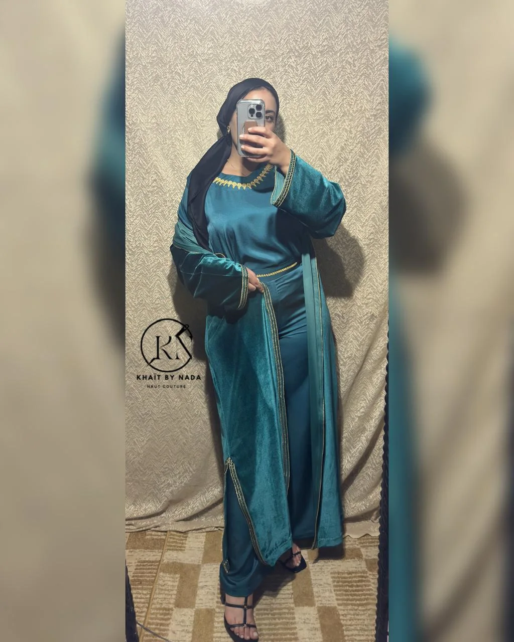 Velours Royal- ensemble Raffinée – Collection Élégance | Khaït
