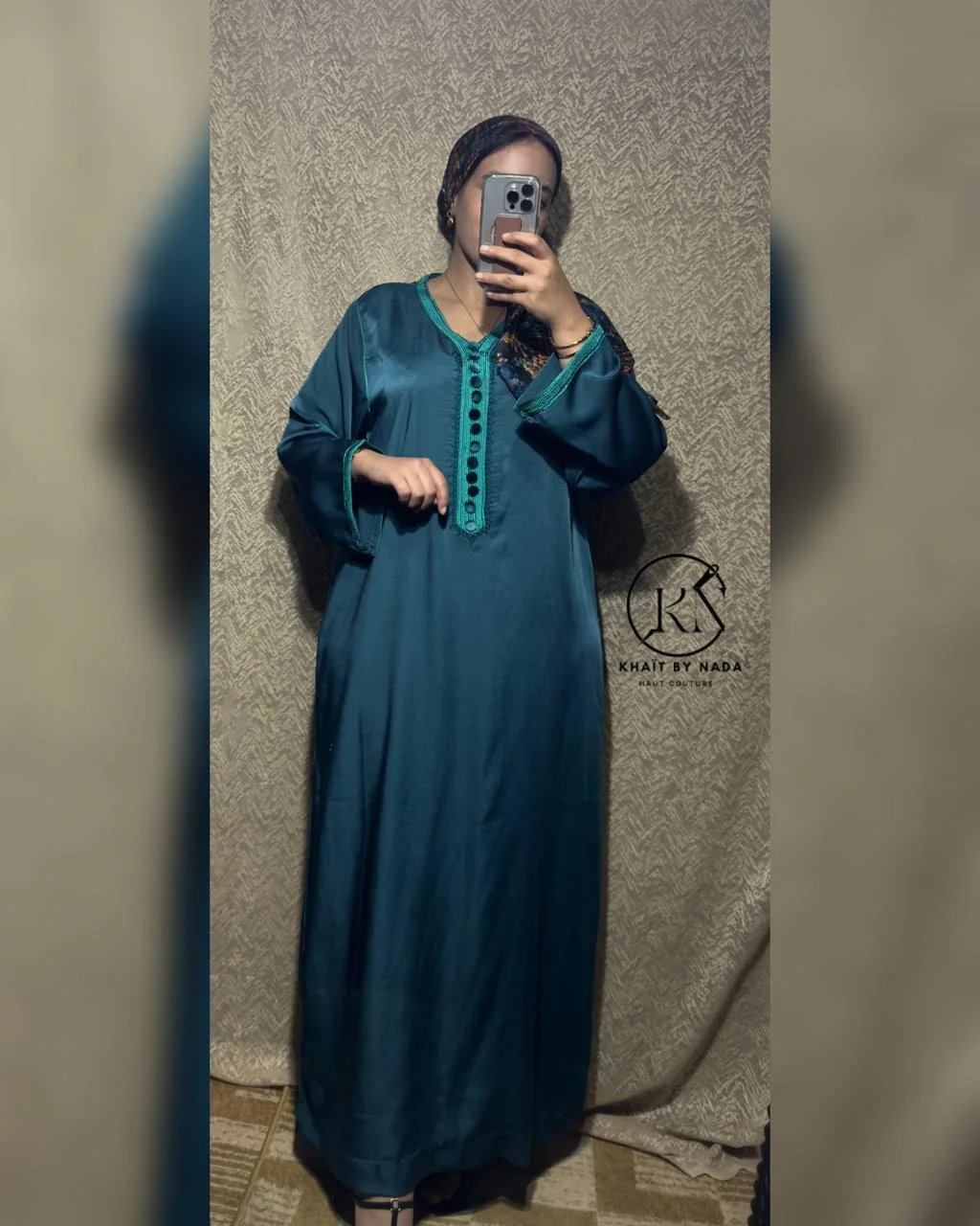 Tenue Marocaine Élégante – Quaftan & Kimono | Khaït