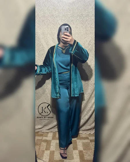 Sultana Émeraude- Jabadour Moderne avec Kimono – Élégance Marocaine | Khaït