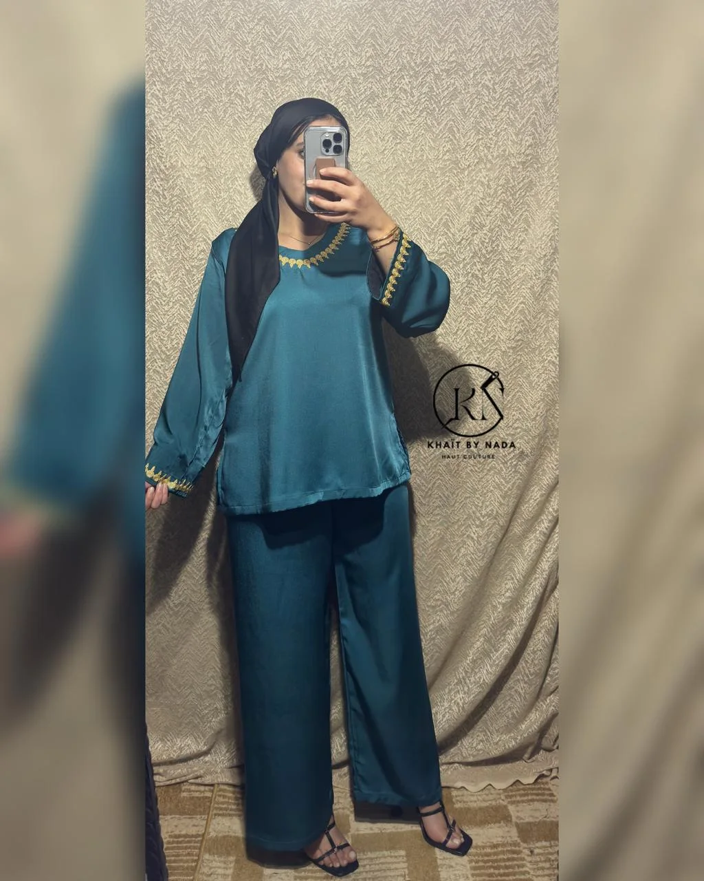 Velours Royal- ensemble Raffinée – Collection Élégance | Khaït