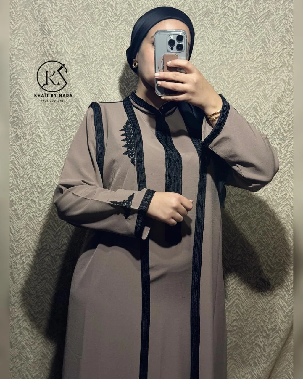 Abaya Longue Fluide – Élégance Intemporelle | Khaït – Élégance Intemporelle | Khaït