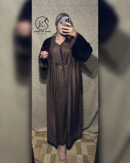 Majesté Marocaine-Tenue Marocaine Élégante – Quaftan & Kimono | Khaït