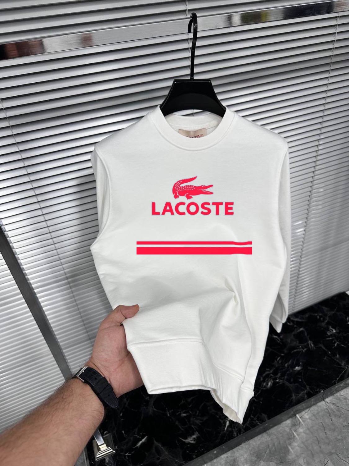 Sweatshirt LACOSTE Édition Rouge