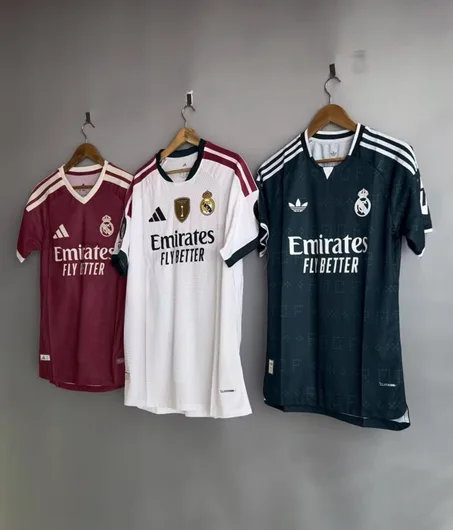 Real Madrid Football Jersey/قميص ريال مدريد لكرة القدم
