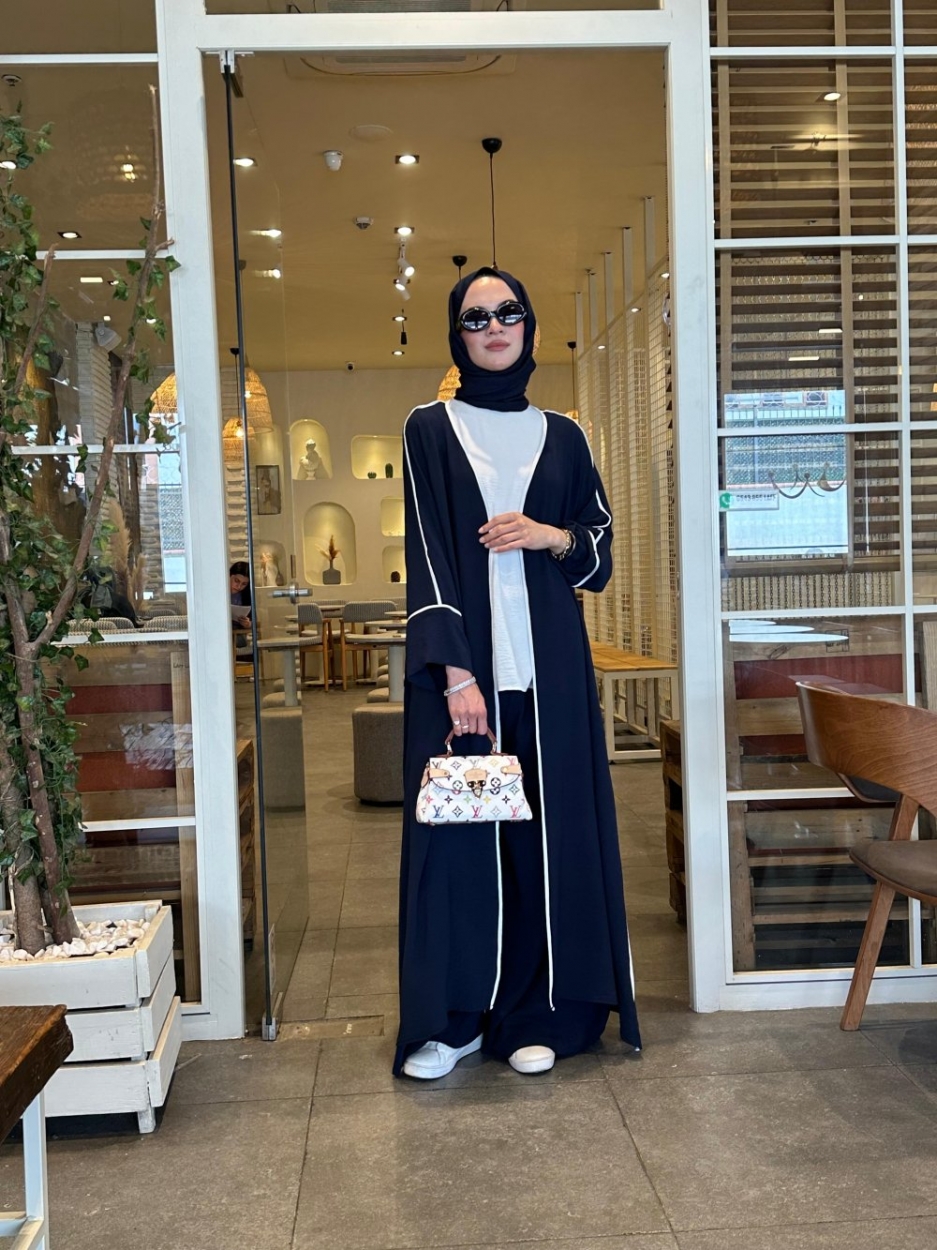 ensemble 'sotra' abaya et pantalon carré large